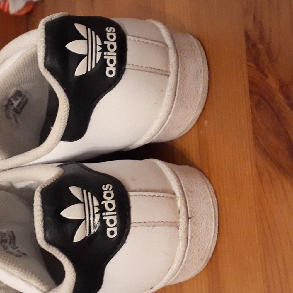 adidas original superstar sneakers - Picture 4 of 8